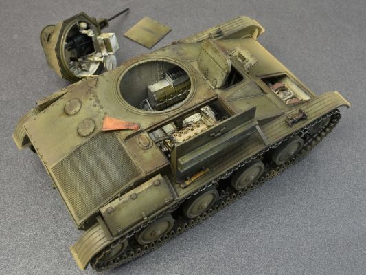 Сборная модель советского легкого танка T-60 с интерьером. детальное изображение Бронетехника 1/35 Бронетехника
