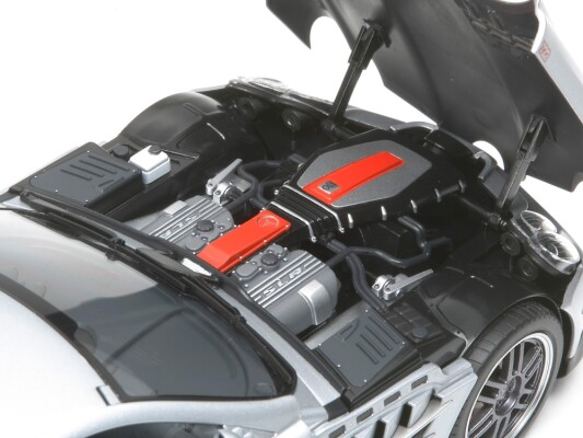 Збірна модель 1/24 Автомобіль Mercedes-Benz SLR McLaren 722 EditionTamiya 24317 детальное изображение Автомобили 1/24 Автомобили