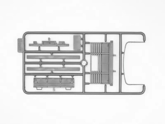 Scale model 1/35 American car Studebaker US6-U3 in German service ICM 35493 детальное изображение Автомобили 1/35 Автомобили