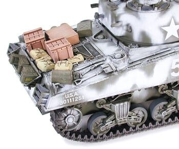 Збірна модель 1/35 Танк M4A3 SHERMAN 105-мм гармата Tamiya 35251 детальное изображение Бронетехника 1/35 Бронетехника