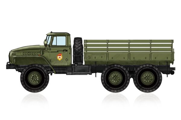 Збірна модель вантажівки УРАЛ-4320 детальное изображение Автомобили 1/72 Автомобили