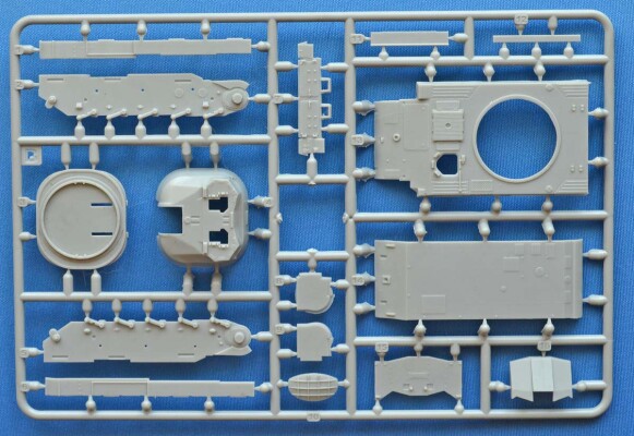 Scale model 1/72 AMX-13 DCA version with two 30-mm anti-aircraft mounts ACE 72447 детальное изображение Бронетехника 1/72 Бронетехника