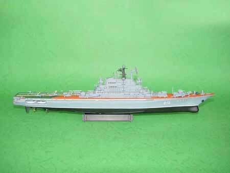 Збірна модель 1/700 Радянський авіаносець Мінськ Trumpeter 05703 детальное изображение Флот 1/700 Флот
