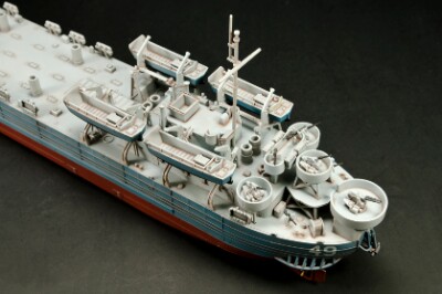 Scale model 1/350 US Navy LST-1 (Type 2) landing ship AFV Club SE73515 детальное изображение Флот 1/350 Флот