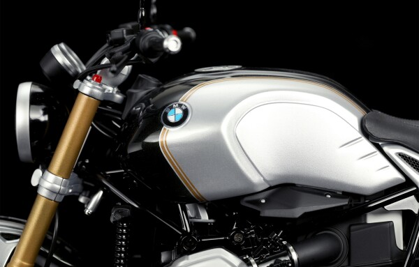 Збірна модель 1/9 Мотоцикл BMW R nineT Meng MT-003 детальное изображение Мотоциклы Гражданская техника