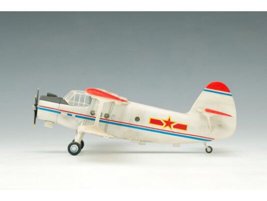 Scale model 1/72 Airplane Antonov An-2 Colt / CHN Y-5 Trumpeter 01602 детальное изображение Самолеты 1/72 Самолеты