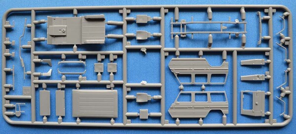 Сборная модель 1/72 Полноприводный автомобиль PKW 0,5t gl typ 460 ACE 72470 детальное изображение Автомобили 1/72 Автомобили