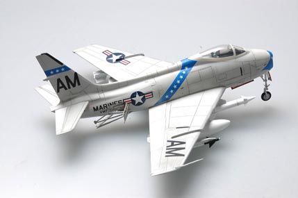 Buildable model of the American fighter-bomber FJ-4 &quot;Fury&quot; детальное изображение Самолеты 1/48 Самолеты