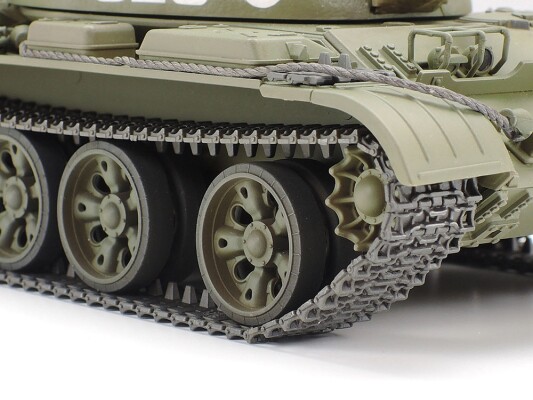 Збірна модель 1/48 Радянський танк Т-55 Tamiya 32598 детальное изображение Бронетехника 1/48 Бронетехника