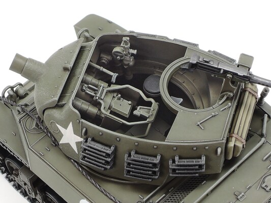 Збірна модель 1/48 САУ U.S. Howitzer Motor Carriage M8 Tamiya 32604 детальное изображение Бронетехника 1/48 Бронетехника