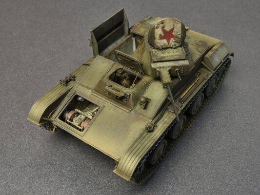 Сборная модель советского легкого танка T-60 с интерьером. детальное изображение Бронетехника 1/35 Бронетехника