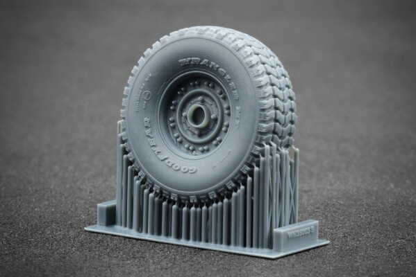 Набор колес универсальный для HMMWV MT 24-bolt ScaleX WM 35003 детальное изображение Колёса Афтермаркет