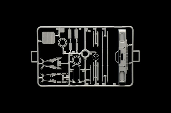 Збірна модель 1/24 Вантажний автомобіль / тягач Mercedes-Benz 2238 6x4 Italeri 3943 детальное изображение Автомобили 1/24 Автомобили