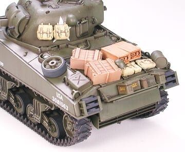 Збірна модель 1/35 Американський танк M4A3 Sherman з гарматою 75-мм Tamiya 35250 детальное изображение Бронетехника 1/35 Бронетехника
