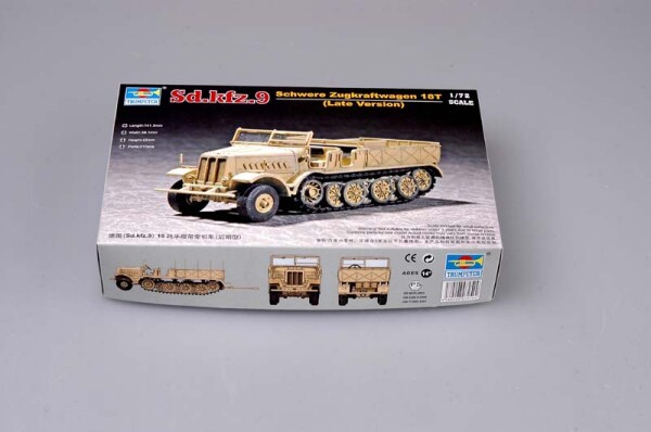 Scale model 1/72 German half-track tractor Sd.Kfz.9 18 tons (late model) Trumpeter 07252 детальное изображение Автомобили 1/72 Автомобили