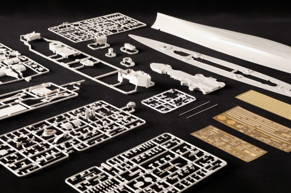 Збірна модель 1/350 Німецький лінкор «Шарнхорст» Trumpeter 05361 детальное изображение Флот 1/350 Флот