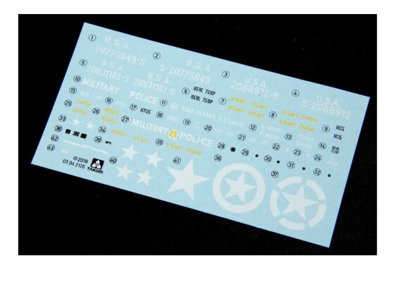 Збірна модель 1/35 Автомобіль Jeep Willys 1/4 з причепом та фігуркою водія Takom 2126 детальное изображение Автомобили 1/35 Автомобили