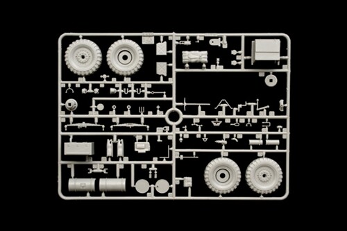 Збірна модель 1/35 Британська важка розвідувальна машина Staghound Mk III Italeri 6478 детальное изображение Автомобили 1/35 Автомобили