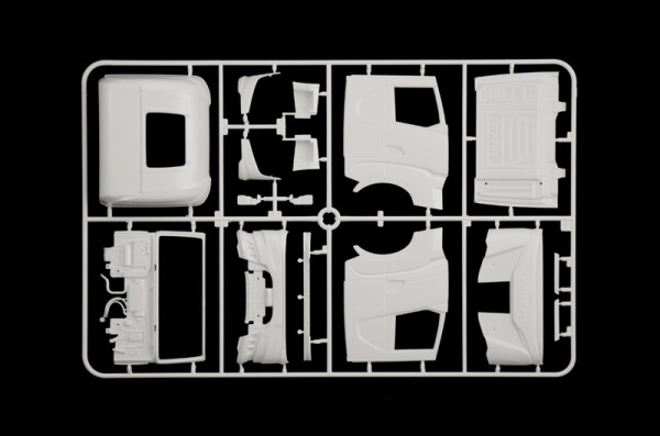 Сборная модель 1/24 Грузовой автомобиль / тягач Iveco S-WAY Italeri 3963 детальное изображение Грузовики / прицепы Гражданская техника