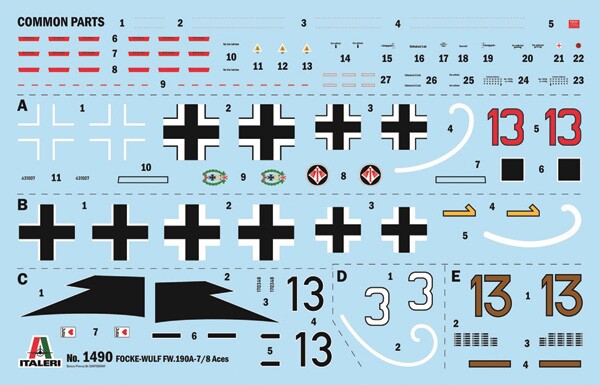 Сборная модель 1/72 Самолет Focke Wulf Fw-190 A-7 / A-8 Aces - 5 Luftwaffe Aces Version Italeri 1490 детальное изображение Самолеты 1/72 Самолеты
