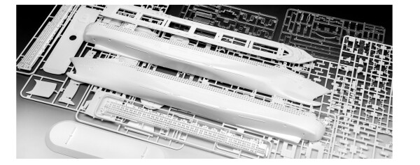 Збірна модель 1/700 Лайнер Queen Mary 2 Revell 05231 детальное изображение Гражданский флот Флот