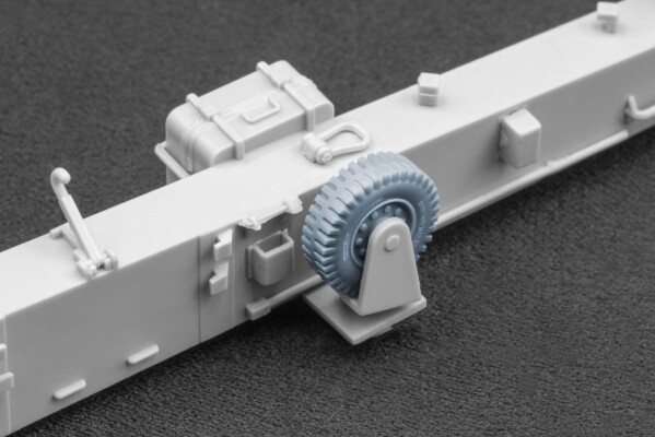 Набор колес для гаубицы M198 (обычные и деформированные) от Trumpeter ScaleX WM 35038C детальное изображение Колёса Афтермаркет