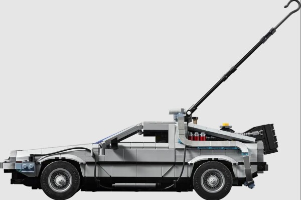 Конструктор LEGO Icons Машина часу з фільму «Назад у майбутнє» 10300 детальное изображение Icons Lego