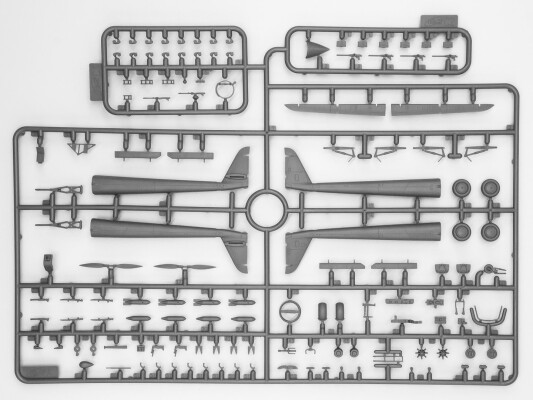 Збірна модель 1/72 Німецький штурмовик Fw 189C/V-6 ICM 72290 детальное изображение Самолеты 1/72 Самолеты