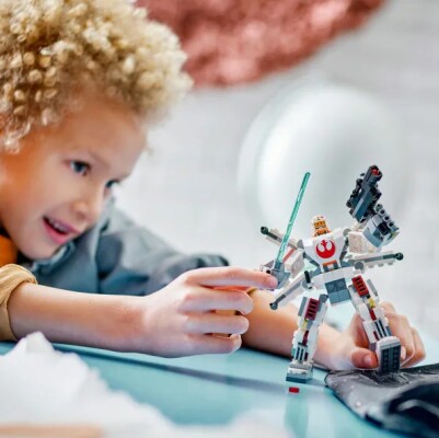 &gt;
  LEGO Star Wars Robot X-Wing Luke
  Skywalker 75390 детальное изображение Star Wars Lego