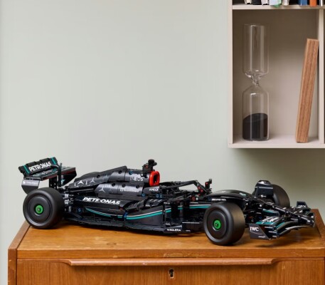 Конструктор LEGO TECHNIC Mercedes-AMG F1 W14 E Performance 42171 детальное изображение Technic Lego