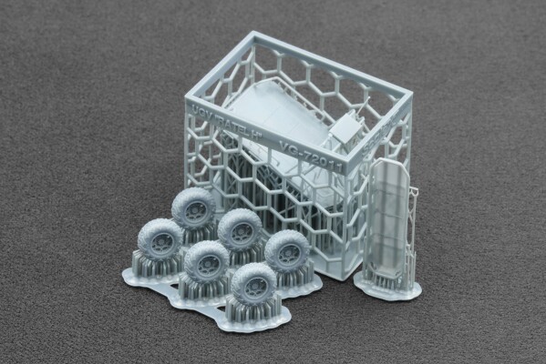 Збірна модель 1/72 Наземний дрон "Ratel H" (логістичний) ScaleX VG-72011 детальное изображение Наземные дроны Военная техника