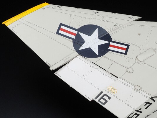 Збірна модель 1/32 Літак McDonnell F-4J Phantom II Tamiya 60306 детальное изображение Самолеты 1/32 Самолеты