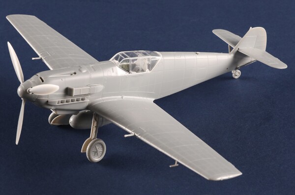 Сборная модель 1/48 Самолет Мессершмитт Bf109E-4/TROP ХоббиБосс 81793 детальное изображение Самолеты 1/48 Самолеты