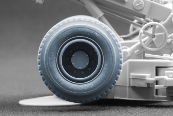 Набор колес для гаубицы M198 (обычные и деформированные) от Trumpeter ScaleX WM 35038C детальное изображение Колёса Афтермаркет