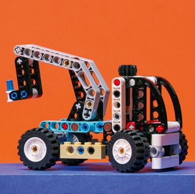 Constructor LEGO TECHNIC Telescopic Handler 42133 детальное изображение Technic Lego