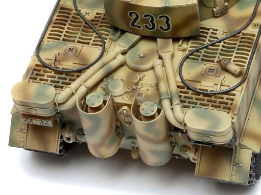 Scale model 1/48 German tank Tiger I early production Tamiya 32603 детальное изображение Бронетехника 1/48 Бронетехника