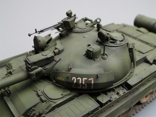 Збірна модель 1/35 танк Т-62 БДД зр.1984 р. (модифікація зр.1972 р.) Trumpeter 01554 детальное изображение Бронетехника 1/35 Бронетехника