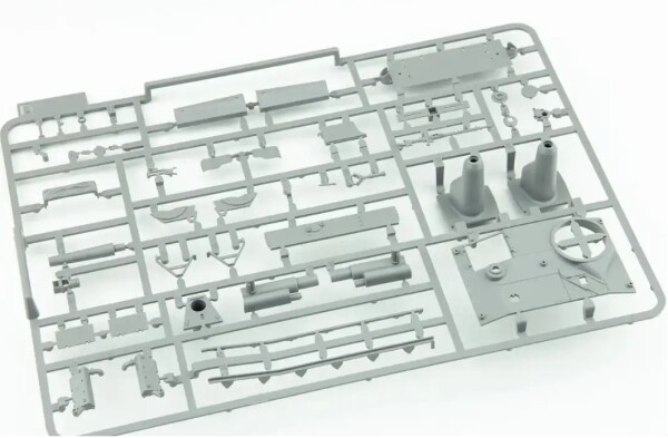 Сборная модель 1/35 Немецкая САУ StuH 42/StuG III Ausf.G поздний (2 к 1) Таком 8006 детальное изображение Бронетехника 1/35 Бронетехника