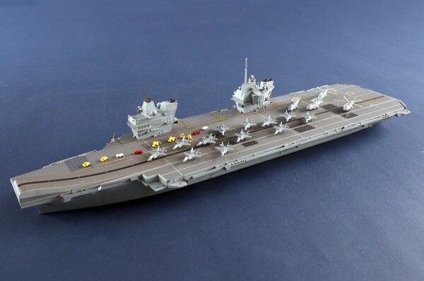 Збірна модель 1/700 Британський авіаносець HMS Queen Elizabeth Trumpeter 06751 детальное изображение Флот 1/700 Флот