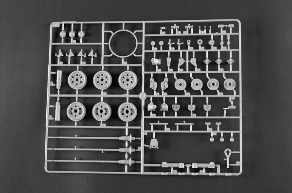 Scale model 1/16 German tank Panzer III (type J) Trumpeter 00956 детальное изображение Бронетехника 1/16 Бронетехника