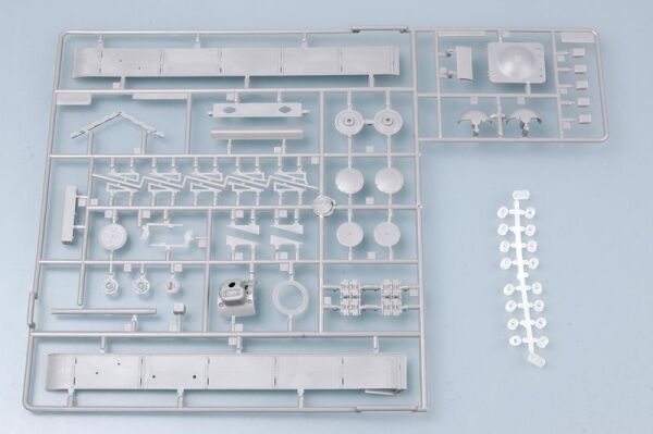 Scale model 1/35 Soviet captured tank Pz.Kpfm KV-1 756(r) Trumpeter 00366 детальное изображение Бронетехника 1/35 Бронетехника