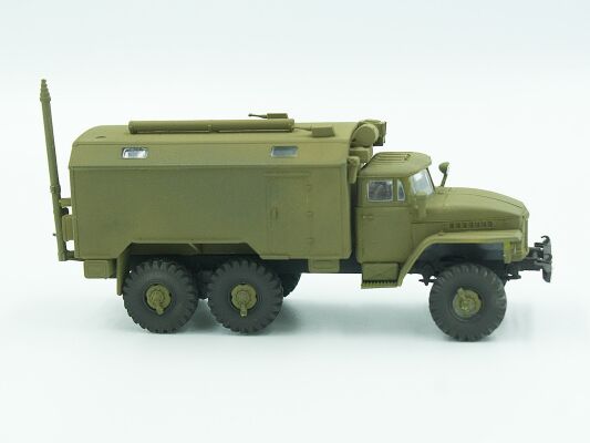 URAL-375A Command Vehicle детальное изображение Автомобили 1/72 Автомобили