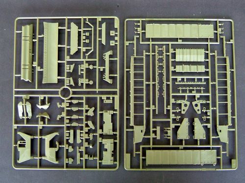 Збірна модель 1/35 Британський танк Challenger  II KFOR Trumpeter 00345 детальное изображение Бронетехника 1/35 Бронетехника