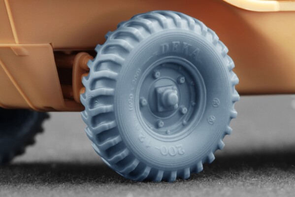 Набор колес для Schwimmwagen Deka (200-12) от Italeri, Tamiya, AFV club ScaleX WW-35017 детальное изображение Колёса Афтермаркет