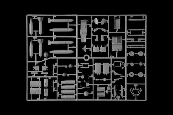 Збірна модель 1/48 Літак FIAT G.91R Italeri 92645 детальное изображение Самолеты 1/72 Самолеты