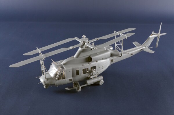 Збірна модель 1/35 Вертоліт UH-1Y Venom Trumpeter 05118 детальное изображение Вертолеты 1/35 Вертолеты