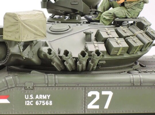 Scale model 1/35 American tank M551 Sheridan Vietnam War Tamiya 35365 детальное изображение Бронетехника 1/35 Бронетехника