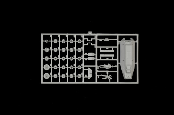 Збірна модель 1/72 Німецький бронетранспортер Sd. Kfz. 251/1 Wurfrahmen 40 Stuka zu Fuss Italeri 7080 детальное изображение Бронетехника 1/72 Бронетехника