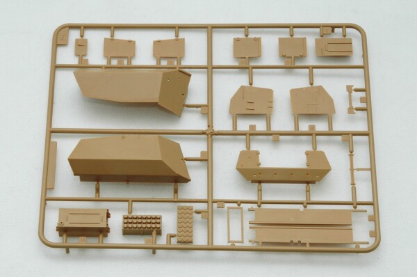 Збірна модель 1/35 Німецька САУ 39(H) 10.5cm LeFH18(Sf) auf Geschutzwagen Trumpeter 00353 детальное изображение Бронетехника 1/35 Бронетехника