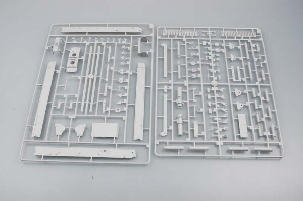 Scale model 1/35 German self-propelled gun Tiger Grille 21/210mm Mortar Trumpeter 01540 детальное изображение Бронетехника 1/35 Бронетехника